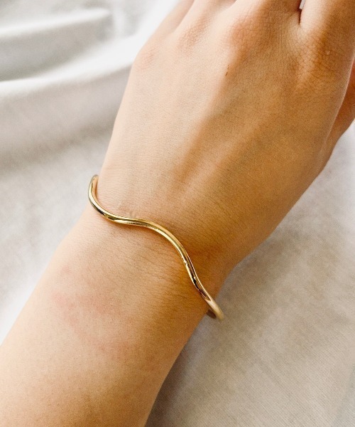 ciite'（シーテ）の「シンプリールフレ バングル（バングル/リストバンド・レディース・ゴールド/シルバー・FREE）」の6枚目の写真