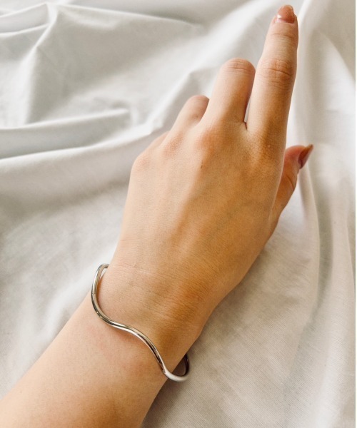 ciite'（シーテ）の「シンプリールフレ バングル（バングル/リストバンド・レディース・ゴールド/シルバー・FREE）」の17枚目の写真