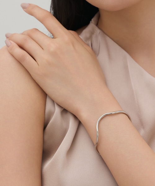 ciite'（シーテ）の「シンプリールフレ バングル（バングル/リストバンド・レディース・ゴールド/シルバー・FREE）」の13枚目の写真