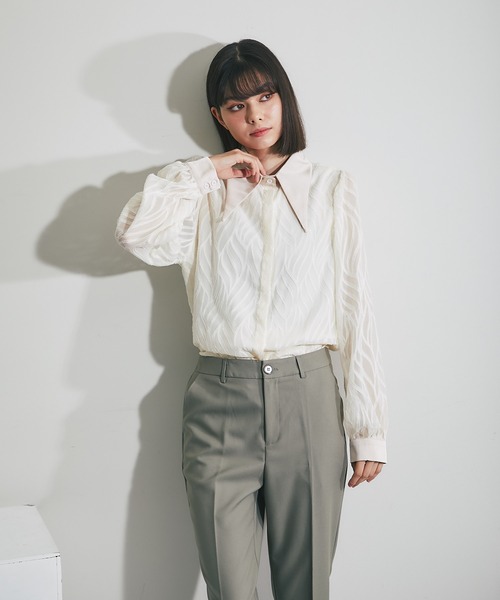 SMILE ORCHID(スマイルオーキッド)の「ワイドカラーブラウス(シャツ/ブラウス・レディース・ブラック/アイボリー・M)」の6枚目の写真