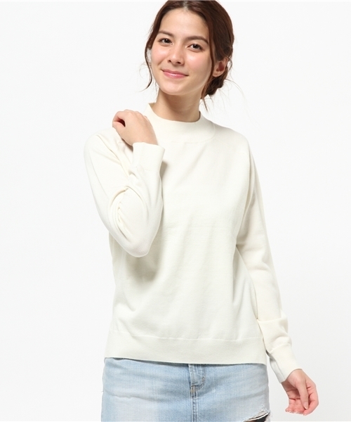 Omekashi(オメカシ)の「【Omekashi】洗えるニット!ウオシャブルハイネック(ニット/セーター・レディース・オフホワイト/ブラック/キャメル・フリ-)」の2枚目の写真