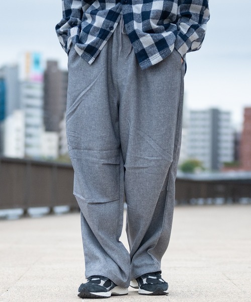 ROOT THREE(ルートスリー)の「【3】ポリツイル ワイドパラシュートパンツ(カーゴパンツ・メンズ・ネイビー/ブラウン/グレー/ブラック・MEDIUM/LARGE/X-LARGE)」の2枚目の写真