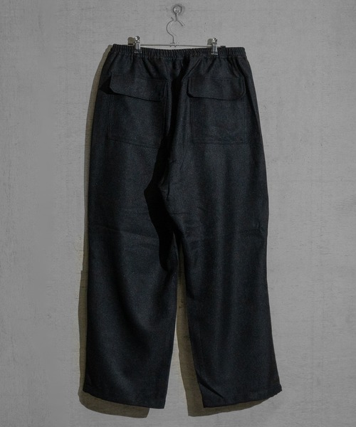 ROOT THREE(ルートスリー)の「【3】ポリツイル ワイドパラシュートパンツ(カーゴパンツ・メンズ・ネイビー/ブラウン/グレー/ブラック・MEDIUM/LARGE/X-LARGE)」の22枚目の写真