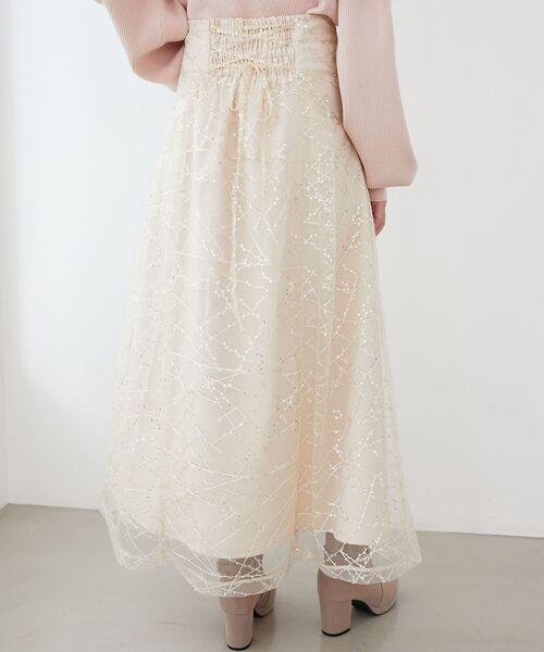 MAJESTIC LEGON（マジェスティックレゴン）の「スパンコールチュールレースアップスカート（スカート・レディース・ホワイト系その他2/ブラック系その他/グレー系その他・SMALL/MEDIUM）」の2枚目の写真