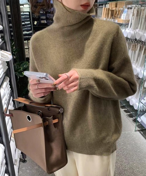 Miniministore(ミニミニストア)の「タートルネックニットトップス レディース(ニット/セーター・レディース・カーキブラウン/グレー/ライトベージュ/ダークベージュ/ネイビー・FREE)」の1枚目の写真