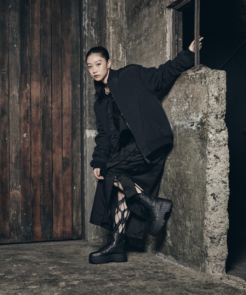 ナイキ エアジョーダン1 ブルックリン黒ブーツ 24 NIKE（ナイキ） スニーカーブーツ WMNS AIR JORDAN 1 BROOKLYN エア