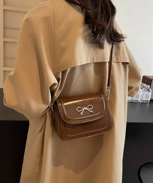 pumpkin port（パンプキンポート）の「リボンポイントミニショルダーバッグ（ショルダーバッグ・レディース・ブラック/アイボリー/レッド/ブラウン/キャメル/ベージュ/ブルー・FREE）」の16枚目の写真