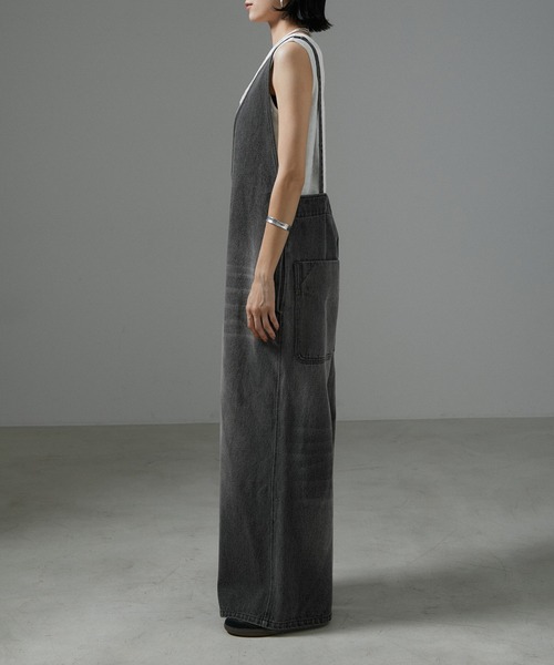 SALON adam et rope'（サロン アダム エ ロペ）の「【WEB限定】デニムサロペット 2（サロペット/オーバーオール・レディース・サックスブルー/チャコールグレー/オフホワイト・M/S）」の9枚目の写真