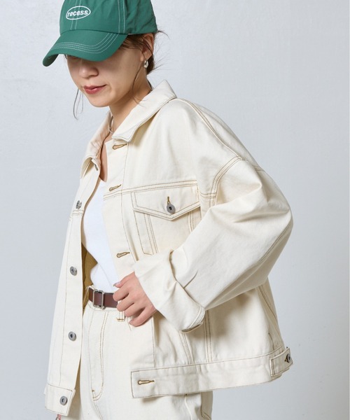 COLONY 2139(コロニートゥーワンスリーナイン)の「ルーズフィットGジャン(デニムジャケット・レディース・アイボリー/サックスブルー/ネイビー/ダークブルー・FREE)」の2枚目の写真