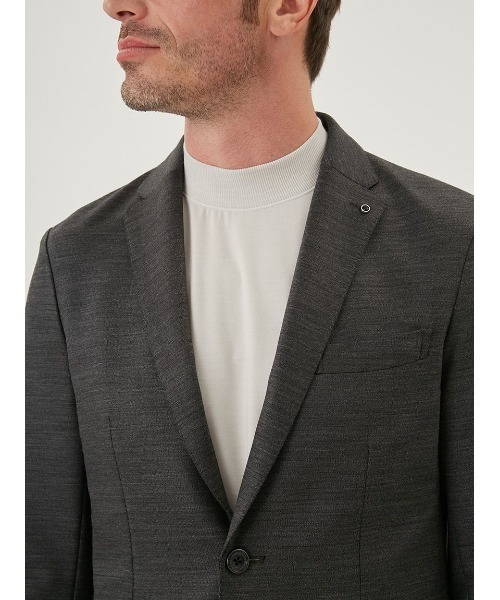 AOURE(アウール)の「CERIMONIA WOOL JERSEY JACKET(テーラードジャケット・メンズ・ブラウン/グレー・MEDIUM/LARGE/SMALL)」の11枚目の写真