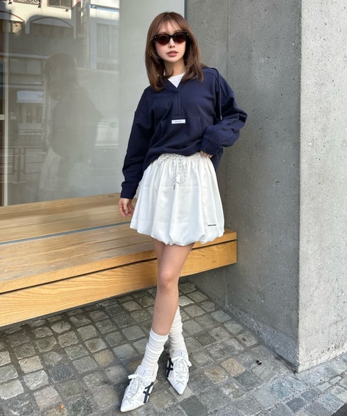 RAY CASSIN(レイカズン)の「スキッパーフードスウェット(スウェット・レディース・グレー/ホワイト/ネイビー・FREE)」の21枚目の写真