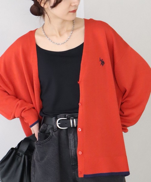 U.S. POLO ASSN.(ユーエスポロアッスン)の「【U.S. POLO ASSN./ユーエスポロアッスン】リブライン Vネックカーディガン(カーディガン/ボレロ・レディース・ベージュ/ブラック/アイボリー/レッド・M/LL/L)」の4枚目の写真