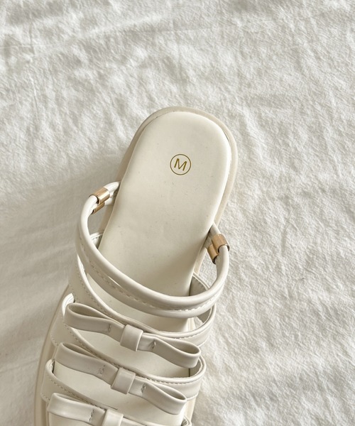Shoes in Closet(シューズインクローゼット)の「軽量厚底 2WAY 3連リボン ストラップ ヒール サンダル 5992(サンダル・レディース・シルバー/ブラック/アイボリー・S/LL/L/M)」の10枚目の写真