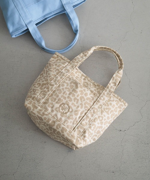 LOWRYS FARM（ローリーズファーム）の「ＬＦＢＡＳＩＣＴＯＴＥ　323726（ショルダーバッグ・レディース・ブルー/ベージュ/レオパード/アイボリー/ブラック/その他1/その他/ピンク・FREE）」の3枚目の写真