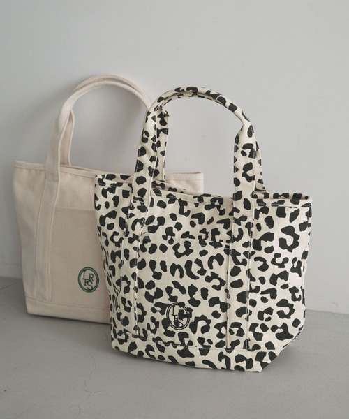 LOWRYS FARM（ローリーズファーム）の「ＬＦＢＡＳＩＣＴＯＴＥ　323726（ショルダーバッグ・レディース・ブルー/ベージュ/レオパード/アイボリー/ブラック/その他1/その他/ピンク・FREE）」の8枚目の写真