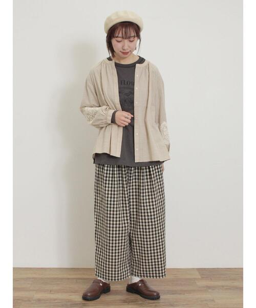 Samansa Mos2（サマンサ モスモス）の「バンドカラー比翼ブラウス（シャツ/ブラウス・レディース・サックスブルー/オフホワイト/チャコールグレー/ベージュ・F）」の5枚目の写真