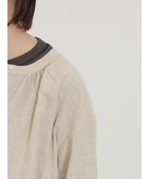 Samansa Mos2（サマンサ モスモス）の「バンドカラー比翼ブラウス（シャツ/ブラウス・レディース・サックスブルー/オフホワイト/チャコールグレー/ベージュ・F）」の11枚目の写真