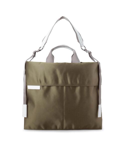 TOFF&LOADSTONE(トフアンドロードストーン)の「Air 2way shoulder(エア 2WAY ショルダー)L(ショルダーバッグ・レディース・ライトグレー系5/ブラック系6/ブラック/ピンク系その他/カーキ・00)」の4枚目の写真