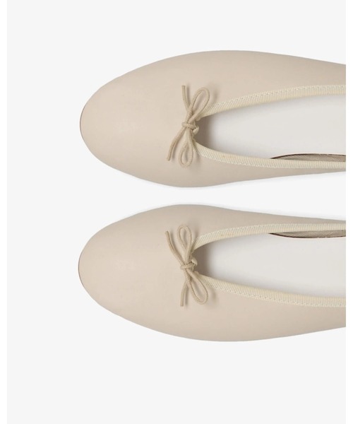 Repetto(レペット)の「Lilouh バレエフラット - ラバーソール - EUサイズ / V4096VE(バレエシューズ・レディース・ベージュ・39/38/40/38.5/37.5/37/36)」の4枚目の写真