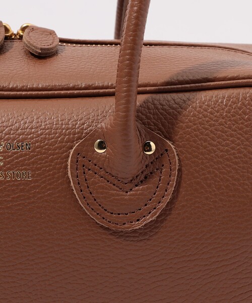 YOUNG&OLSEN The DRYGOODS STORE（ヤングアンドオルセン）の「YOUNG&OLSEN EMB STUDEDENT M バッグ（ボストンバッグ・レディース・ブラック/ブラウン・FREE）」の4枚目の写真