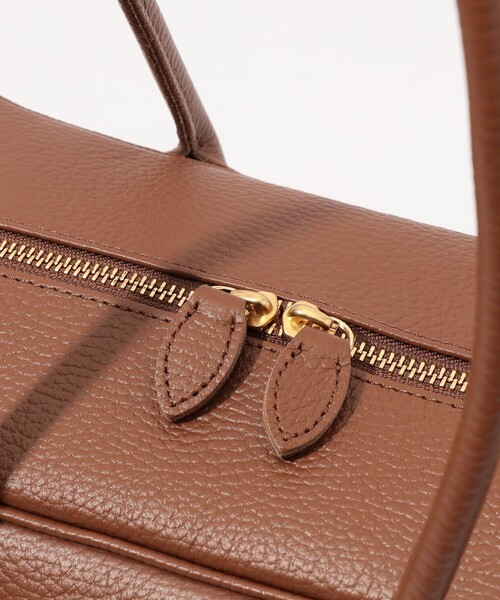 YOUNG&OLSEN The DRYGOODS STORE（ヤングアンドオルセン）の「YOUNG&OLSEN EMB STUDEDENT M バッグ（ボストンバッグ・レディース・ブラック/ブラウン・FREE）」の3枚目の写真