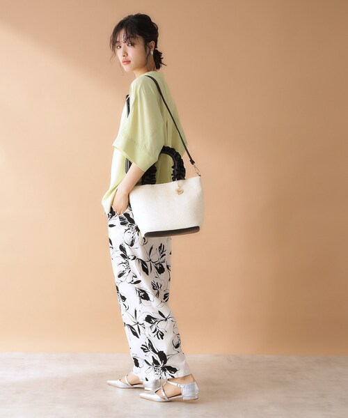 THE SHOP TK (ザ ショップ ティーケー )の「◆雑材フリルハンドバッグ(トートバッグ・レディース・ブラック系4/ホワイト系7/ベージュ系4・00)」の20枚目の写真