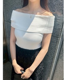 オフショルニット