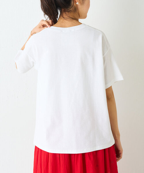新品 BEARDSLEY ラミーショートTシャツ ¥11,000 BEARDSLEY（ビアズリー）の「ラミーショートTシャツ（Tシャツ