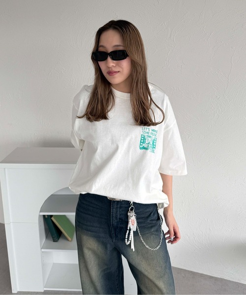 sedacle(セダクル)の「バッググラフィックT(Tシャツ/カットソー・レディース・ブラック/ネイビー/オフホワイト/ピンク・LARGE/MEDIUM/SMALL)」の6枚目の写真