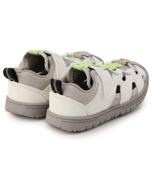 BREEZE（ブリーズ）の「シティ水抜きサンダル_水陸両用（サンダル・キッズ・ブラック/ホワイト・17/19/14/16/15 /20/18/13）」の22枚目の写真