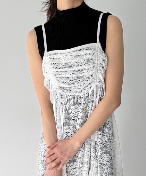 junoah（ジュノア）の「レイヤード用ドロストフリルレースキャミワンピ（ワンピース・レディース・ホワイト/ブラック・SMALL/MEDIUM/LARGE）」の13枚目の写真