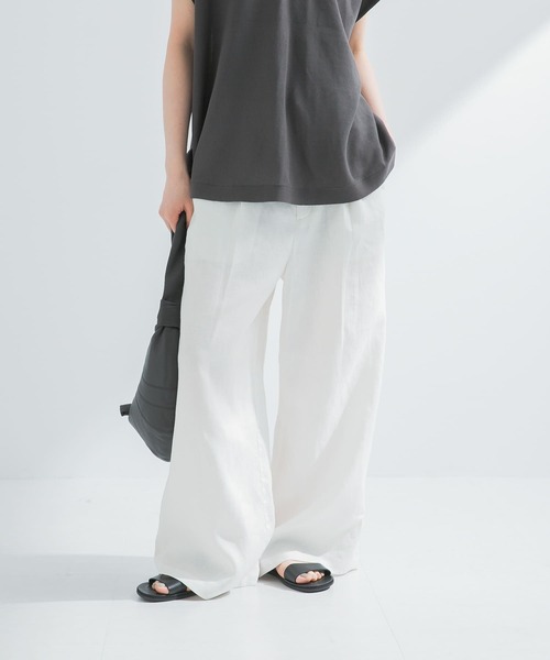 URBAN RESEARCH（アーバンリサーチ）の「『3サイズ展開』new basic　リネンイージーワイドスラックス（その他パンツ・レディース・オフホワイト/ライトベージュ/ブラック・36/38/40）」の20枚目の写真