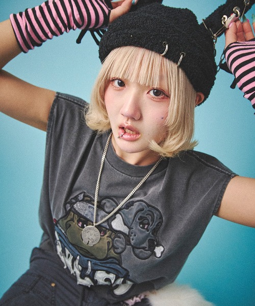 SILVER BULLET(シルバーバレット)の「『GALFY/ガルフィー』袖を忘れしTシャツ【Z】(Tシャツ/カットソー・レディース・ブラック系1/ブラック/ホワイト・L/XL)」の1枚目の写真