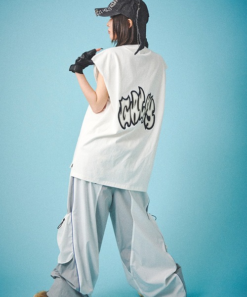 SILVER BULLET(シルバーバレット)の「『GALFY/ガルフィー』袖を忘れしTシャツ【Z】(Tシャツ/カットソー・レディース・ブラック系1/ブラック/ホワイト・L/XL)」の10枚目の写真