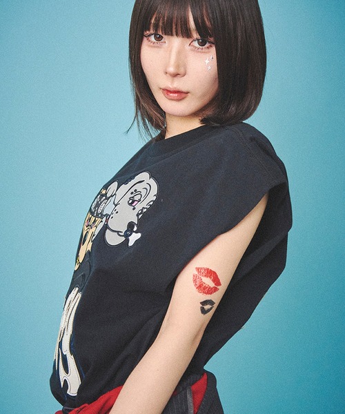 SILVER BULLET(シルバーバレット)の「『GALFY/ガルフィー』袖を忘れしTシャツ【Z】(Tシャツ/カットソー・レディース・ブラック系1/ブラック/ホワイト・L/XL)」の13枚目の写真