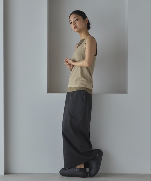 feepur（フェピュール）の「異素材レイヤードアメスリタンク（タンクトップ・レディース・チャコールグレー/アイボリー/ベージュ・MEDIUM）」の13枚目の写真