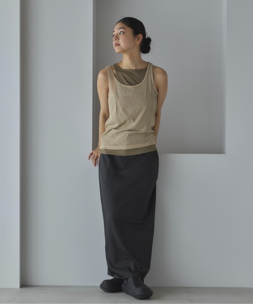 feepur（フェピュール）の「異素材レイヤードアメスリタンク（タンクトップ・レディース・チャコールグレー/アイボリー/ベージュ・MEDIUM）」の14枚目の写真