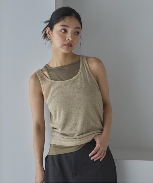 feepur（フェピュール）の「異素材レイヤードアメスリタンク（タンクトップ・レディース・チャコールグレー/アイボリー/ベージュ・MEDIUM）」の16枚目の写真