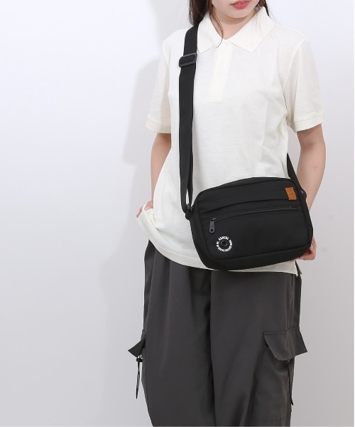 KANGOL(カンゴール)の「KANGOL Garside ショルダーバッグ(ショルダーバッグ・レディース・ベージュ/ブラック・FREE)」の6枚目の写真
