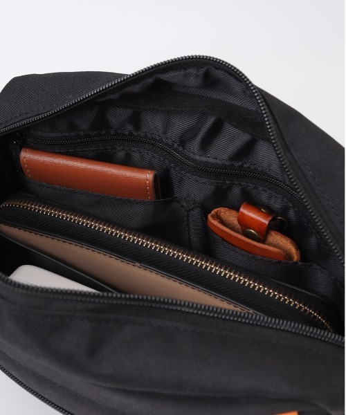 KANGOL(カンゴール)の「KANGOL Garside ショルダーバッグ(ショルダーバッグ・レディース・ベージュ/ブラック・FREE)」の13枚目の写真