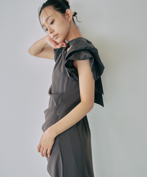 ANDRESD(アンドレスド)の「ドレープドレス / drape dress(ドレス・レディース・ライトグリーン/ブラック/チャコール・S/L/M)」の15枚目の写真
