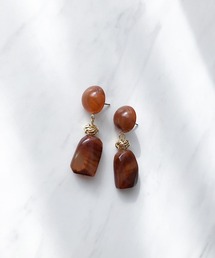 アクリルメタルノットピアス