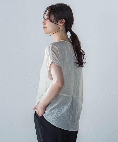 LAUTREAMONT(ロートレアモン)の「【一部店舗限定販売】シャイニーシアーコンビプルオーバー≪手洗い可能≫(シャツ/ブラウス・レディース・ホワイト/グリーン/ブラック・9号)」の1枚目の写真