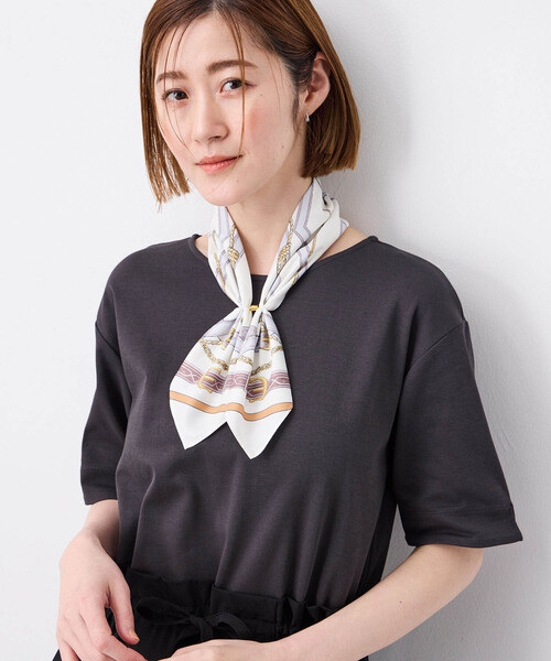 Petit Honfleur（プチオンフルール）の「2025年春夏【接触冷感】スカーフ（ストール/ショール・レディース・ブルー/ベージュ/モカ/ネイビー・フリー）」の15枚目の写真