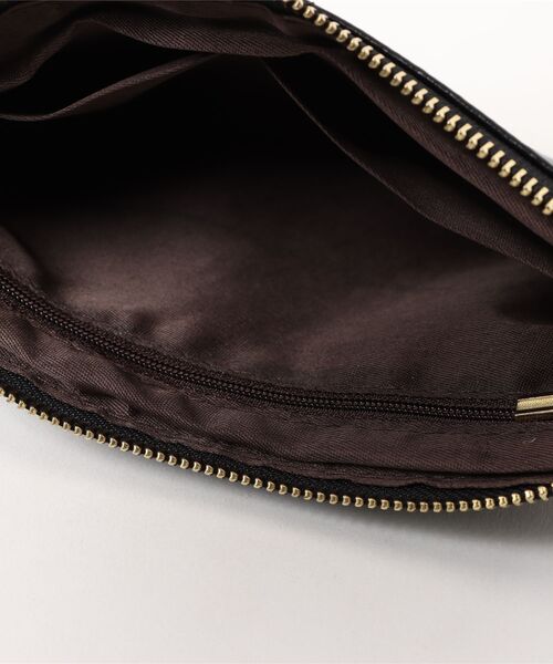 styiro(スタイロ)の「バッグinバッグにもなる牛革2wayショルダー/クラッチ(ショルダーバッグ・レディース・ターコイズブルー/シルバー/ネイビー/キャメル/レッド/ブラック/フューシャピンク・FREE)」の10枚目の写真