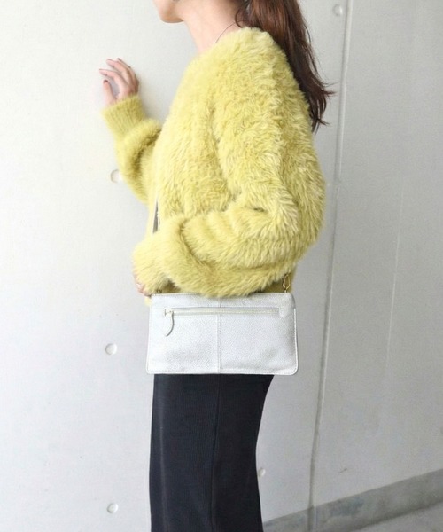styiro(スタイロ)の「バッグinバッグにもなる牛革2wayショルダー/クラッチ(ショルダーバッグ・レディース・ターコイズブルー/シルバー/ネイビー/キャメル/レッド/ブラック/フューシャピンク・FREE)」の15枚目の写真