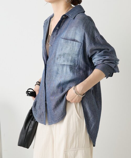 Jena espace merveilleux（ジェナ　エスパスメルヴェイユ）の「ガーゼデニムシャツ（シャツ/ブラウス・レディース・ブルー/グレー・FREE）」の22枚目の写真