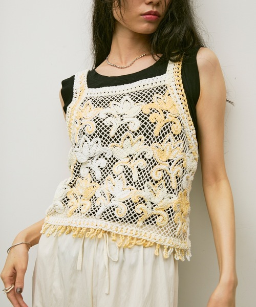 Lutim by u(ルチバイユー)の「Crochet square bustier / クロシェ編みスクエアビスチェ(その他トップス・レディース・クリーム/オリーブ・FREE)」の1枚目の写真