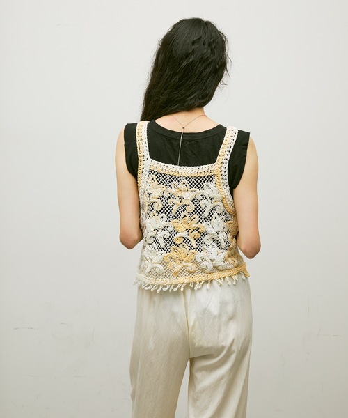 Lutim by u(ルチバイユー)の「Crochet square bustier / クロシェ編みスクエアビスチェ(その他トップス・レディース・クリーム/オリーブ・FREE)」の10枚目の写真