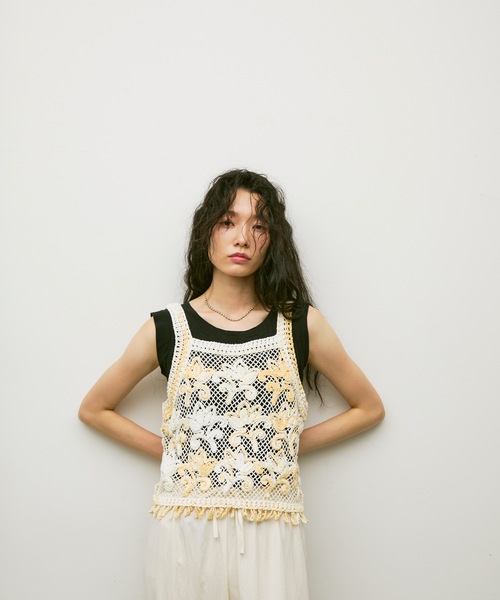 Lutim by u(ルチバイユー)の「Crochet square bustier / クロシェ編みスクエアビスチェ(その他トップス・レディース・クリーム/オリーブ・FREE)」の13枚目の写真